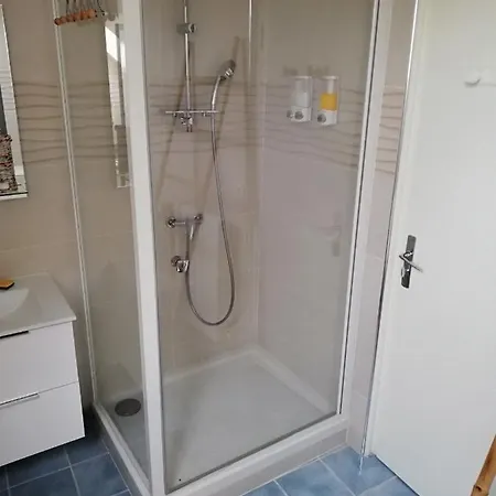 לינה וארוחת בוקר Celine'home Saint-Germain-sur-Morin